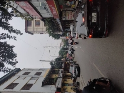 Nhỉnh 15 tỷ bán nhà bồ đề kinh doanh tấp nập. 47m x 5t ở luôn. cực gần cầu.