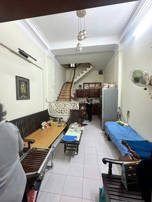 Pháo đài láng ngõ to ô tô đỗ cửa - gần phố - 34m2 5 tầng mặt tiền 3.6m giá 12.5