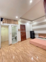 Phòng đẹp 30m² – ô tô đỗ cửa trần quốc hoàn giá tốt chỉ 5.3 triệu/tháng