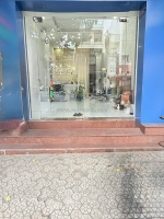 Sang nhượng spa q.11-mặt tiền đường ông ích khiêm, quận 11, thành phố hồ chí minh