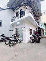 Sát mặt tiền hoàng diệu trung tâm q4
căn góc knh doanh cầm 1.5 tỷ có ngay nhà