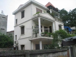 Siêu phẩm đất hiếm cầu giấy – sát đại sứ quán mỹ – chốt nhanh