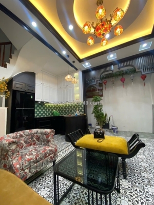 Siêu phẩm định công hạ – phòng khách indochina – ngõ gần phố