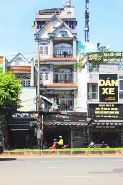 Siêu phẩm mặt tiền tô ký – 5 lầu có thang máy đối diện cvpm quang trung