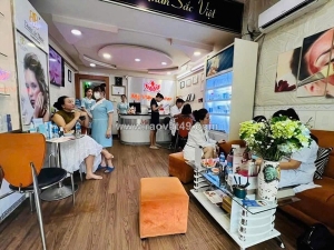 Spa quận 11 cần sang nhượng địa chỉ : 285 lãnh binh thăng, p8, quận 11. tphcm