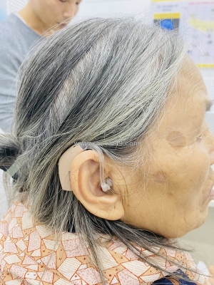 Tại sao máy trợ thính có hiệu quả khác nhau đối với mỗi người?