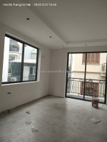 Thuê lâu dài giá rẻ phòng đào tạo giáp bát 300m, tầng 3,4, mặt tiền 30m, 20