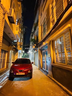 Trung tâm bồ đề dân xây 42m2, 4 tầng, ô tô vào tận nhà - nhỉnh 10 tỷ có bớt