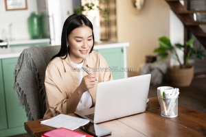 Từ việc làm online đến công việc toàn thời gian: những bước chuyển sinh viên hay bỏ lỡ