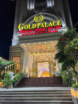 Tuyển nhân viên phục vụ nhà hàng tiệc cưới mùa cuối năm