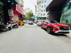 Vip, bán nhà phố nguyễn chánh, kinh doanh đỉnh, 8 tầng thang máy chỉ 40 tỷ