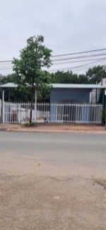 Bán đất có nhà cấp 4 mặt tiền đường mạc đỉnh chi - tân an, tdm, bình dương.