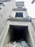 Bán nhà đông thiên giá 5.5 tỷ, diện tích 30m2, 5 tầng, mặt tiền 4.5m