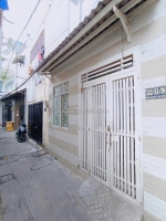 Bán nhà - ngay chợ huỳnh văn chính , f.phú trung, q.tân phú
