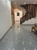 Bán nhà phố trần thái tông, cầu giấy diện tích 45m, 5 tầng thang máy, kinh