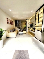 Bán nhà vương thừa vũ, 34m2, 5 tầng, gần ô tô, thoáng sáng, ở sướng, kinh doanh