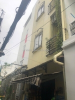 Chính chủ bán nhà 1 trệt 2 lầu 1 sân thượng giá chỉ 4xxx phường 15 bình thạnh