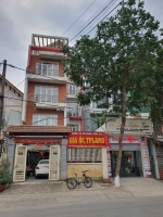 Cho thuê biệt thự 5 tầng làm văn phòng cty, ngân hàngtại mặt đường vân trì, vân