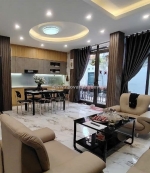 💥gần nguyễn văn cừ (nhỉnh 4,5 tỷ) tầm tiền hiếm vài bước chân ra đường mới mở