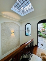 Hiếm lô góc, 3 thoáng bồ đề 70m2* 4 tầng* 9.0 tỷ. full nội thất