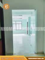 Lý do nên chọn dịch vụ sửa chữa cửa kính cường lực uy tín tại tphcm