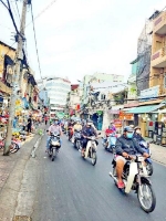 Mặt tiền cao xuân dục 4x19 nở hậu 9 chỉ 12 tỷ