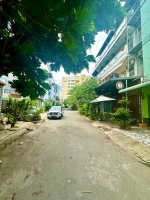 Mặt tiền phạm thế hiển 6x20 chỉ 11 tỷ 9