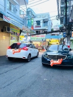 Ngay sát mặt tiền hoàng diệu q4 
xe hơi ngay nhà 
diện tích sử dụng 63 m2