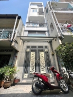 Nhà mới 5 tầng hxh đường nguyễn trãi p7q5