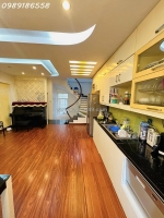 Nhà phố yên hoà 41m – 5 tầng như mới – khung cột bê tông chắc chắn – ngõ nông