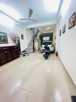 Phân lô ô tô tránh lê văn thiêm - 60m 5 tầng phân lô ô tô vào nhà kinh doanh