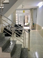 A - nhà bán 55m2 ,  p14, q3 trường sa , 3 tầng btct , 4 phòng ngủ, hẻm gần chợ