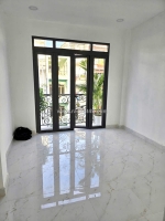 Bán 
căn hộ mặt tiền nguyễn biểu, quận 5, 14.5 tỷ, 5 tầng, 10 pn, sổ hồng chính