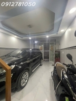 Bán nhà 3 tầng, 4 pn, 6 wc, phạm văn bạch, tân bình - 8.4 tỷ, sổ hồng