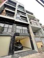 Bán nhà 6 tầng -thang máy-lô góc -vị trí vàng long biên - chỉ 14.8 tỷ - sổ đỏ