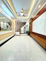 Bán nhà đường hoàng mai 32m 5 tầng nhà mới ngõ thông kinh doanh 6.79 tỷ