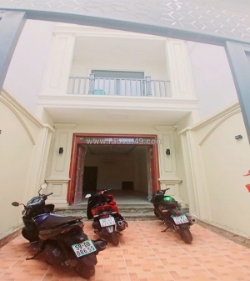 Bán nhà đường võ văn kiệt, cầu ông lãnh, q1, 92m2, 4 tầng, thang máy, mới cong