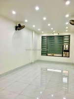 Bán nhà khương trung 42m2.5t ngõ thông, kinh doanh, qh ổn định ở ngay