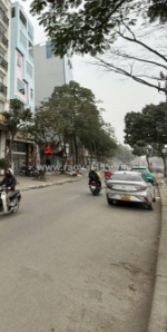 Bán nhà mặt phố trung tâm thanh xuân, dt 120m2, 8 tầng, thang máy, giá đẹp