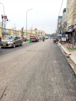 Bán nhà ngõ thông ô tô kinh doanh 42m 5t 4pn kim giang chỉ 7,49 tỷ