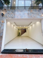 Bán nhà phố ngọc thụy- long biên ô tô đỗ cửa  72m2, 5 tầng, mt  4.7m, 12.9 tỷ.