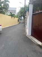 Bán nhà siêu rẻ ngay p8,phú nhuận - dt 54m2,mt4m - xe hơi đậu cửa - 3 bước ra