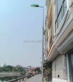 Bán nhà: tựu liệt, mặt đường bờ sông, 40m2, kinh doanh, oto đỗ cửa, sổ vuông.