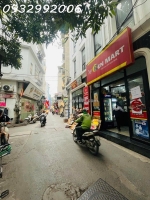 Cần bán nhà trần thái tông cầu giấy kinh doanh, oto tránh, giáp phố 40m x 6