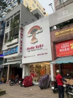 Cần cho thuê nhà 396 nguyễn thị minh khai quận 3