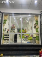 Cho thuê nhà nguyên căn mặt tiền đường lã xuân oai phường long trường, quận 9,