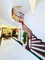 Gấp! khương trung thanh xuân,ô tô đỗ cửa,ngõ thông,kinh doanh,40m2 x 5t.