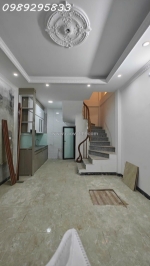 Hàng hiếm - nhỉnh 4 t.y - nhà 5 tầng trung tâm phúc lợi -  ô tô tránh!