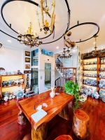 Hoa hậu mặt phố minh khai -5 tầng thang máy - lô góc - vỉa hè rộng -nhà đẹp