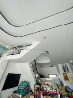 🌹lô góc sơn trà, mặt tiền đường 35m, nhà mới 4 tầng 4 mê, cách biển 300m chỉ